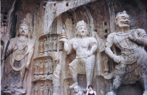 Some more giant Buddhist sculptures